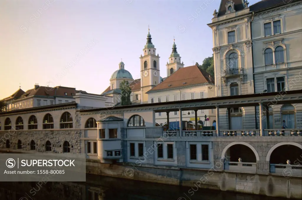 Slovenia, Ljubljana, old town,  Colonnades, facade, river Ljubljanica   Balkan peninsula, capital, buildings, construction,  Plecnik, covered markets,...