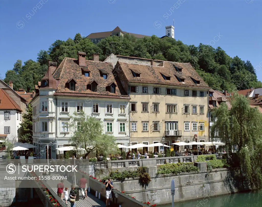Slovenia, Ljubljana, river Ljubljanica, Footbridge, promenade, street cafes, Rise, palace, Schlossturm Series, Balkan peninsula, capital, bridge, pede...