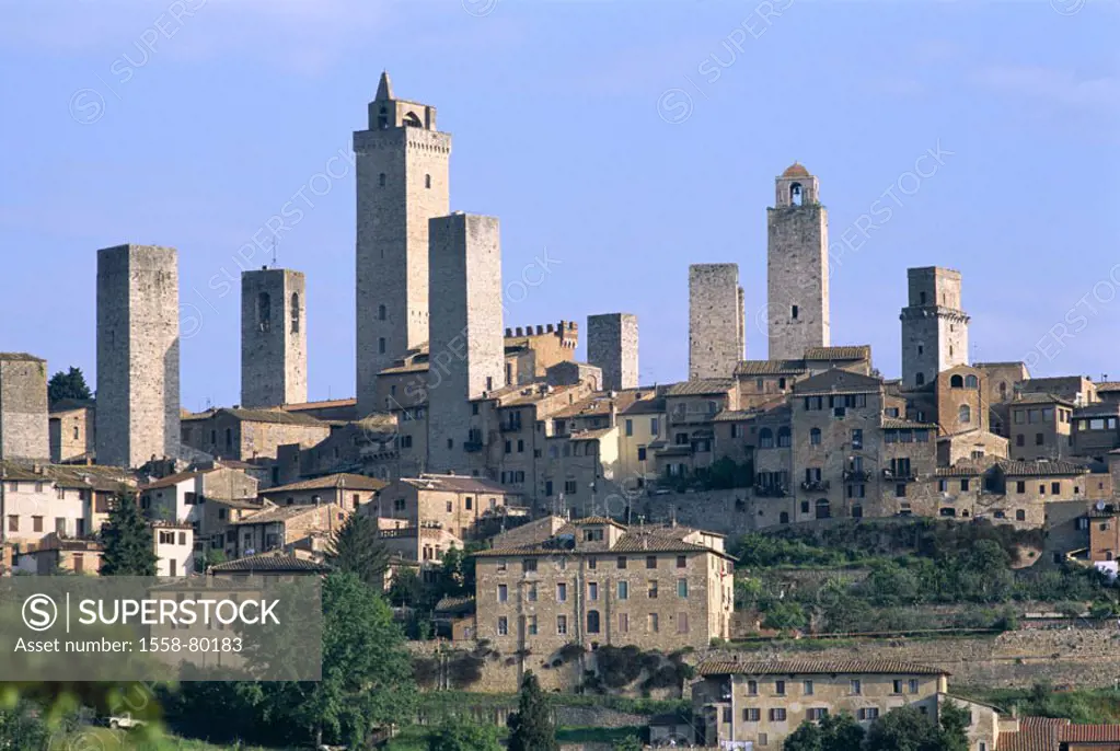 Italy, Tuscany, San Gimignano,  view at the city, sex towers,  Series, cityscape, old town, center, historically, houses, towers, 12-14 Jh., landmarks...