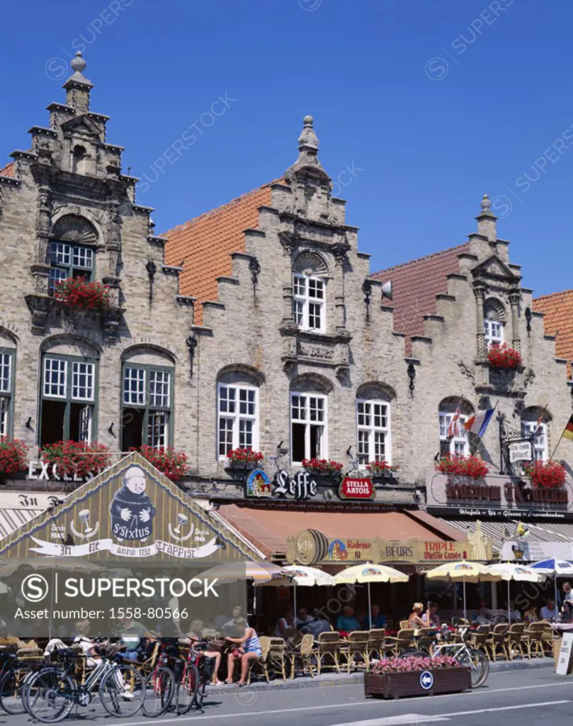 Belgium, Veurne, gable houses,  Street cafe, tourists,  Benelux, Flanders, west Flanders, houses, gable houses,  Architecture, culture, sight, cafe, r...