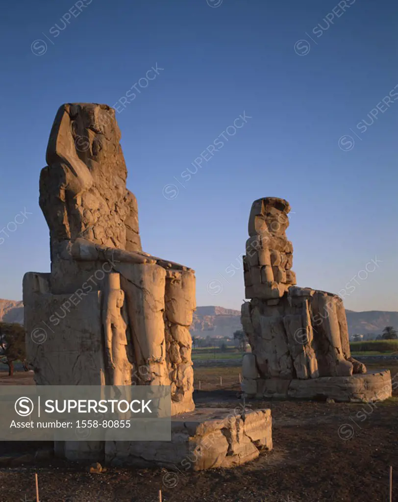 Egypt, Theben, Memnonkolosse,  Dusk   Luxor, statues, colossal statues, monolithically, King Memnon, considerably, impressively, height 17,9 m, seat f...