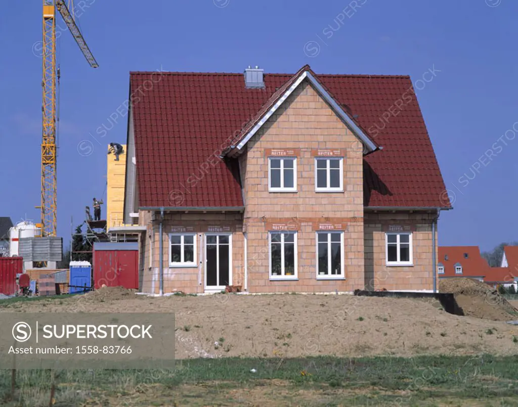 One-family house, shell,  Craftspersons, crane,   House, houses, residence, construction, reconstruction, brick construction, brick house, house const...