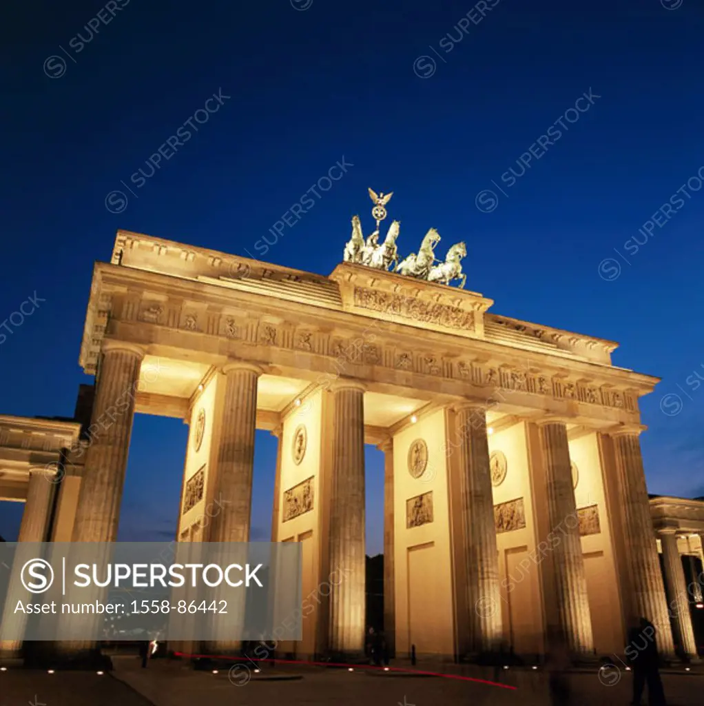 Germany, Berlin, persons of Brandenburg  Gate, illumination, evening,  Europe, capital, Torgebäude, gate, gate construction, construction, built in ho...