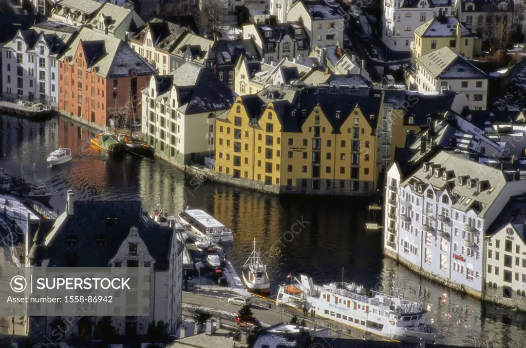 Norway, Møre of og Romsdal, Ålesund,  view at the city, houses, harbor, ships,   Scandinavia, west Norway, Alesund, city, residences, fjord, canal, la...