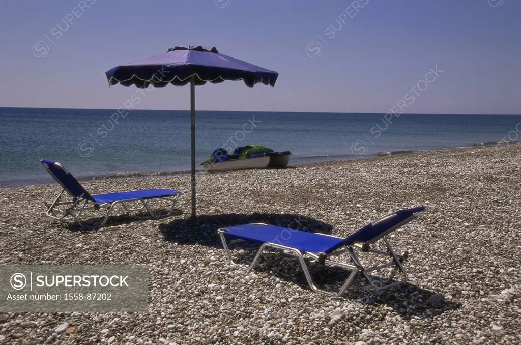 Greece, island Rhodes, Kiotari,  Gravel beach, parasol, deck chairs,  Tretboot,  Dodekanes, Mediterranean island, beach, beach,  Beach decumbences, um...