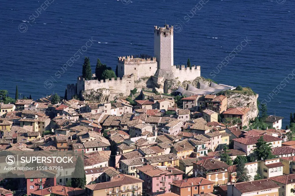 Italy, Venetien, Lake Garda, Malcesine,  skyline, Scaligerburg,   Series, North Italy, Lago of di Garda, mountains, sea, tourist center, castle, castl...