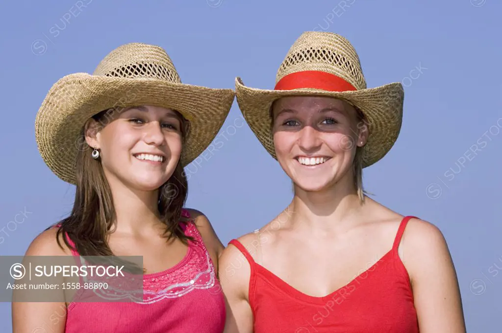 Girls, straw hats, portrait,    17-20 years, teenagers, women, young, friends,  Look camera, laughing, cheerfully, tops red, hats, sunhats, cheerfully...