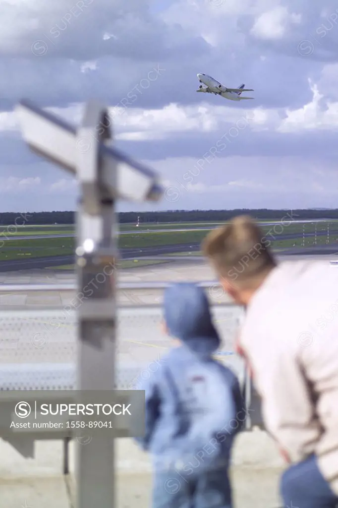 Airport terrains, coin binoculars, father, Son, airplane, starts, observing, view from behind, , Airport, man, child, toddler, interest, curiosity, wa...