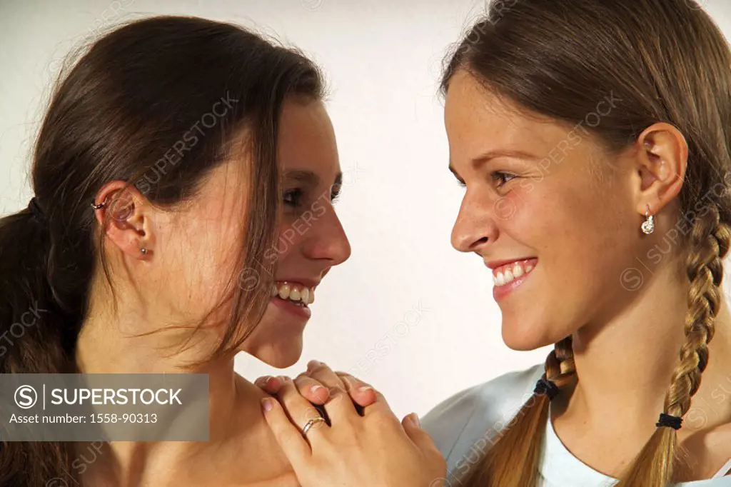 Girls, laughing, gaze contact, Side portrait,   18-19 years, teenagers, teenager, friends, long-haired, friendship, cheerfully, cohesion friends enjoy...