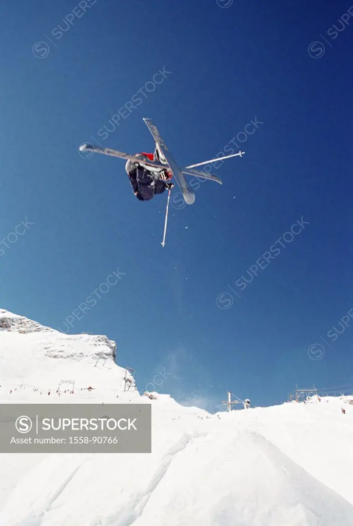 Skiers, jump, Action, dynamics,    Mountains, Zugspitze, Skigebiet, Halfpipe, man, athletes, skiing, snow, winters, winter sport, skis, cruised, jumps...