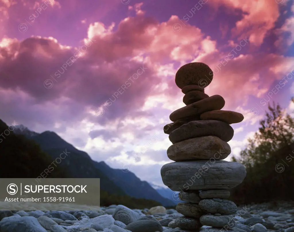 Stones, stacked one on top of the other,  Cloud heavens,   River stones, signposts, marking, stone males, stack, one on the other, stacked, symbol, Es...