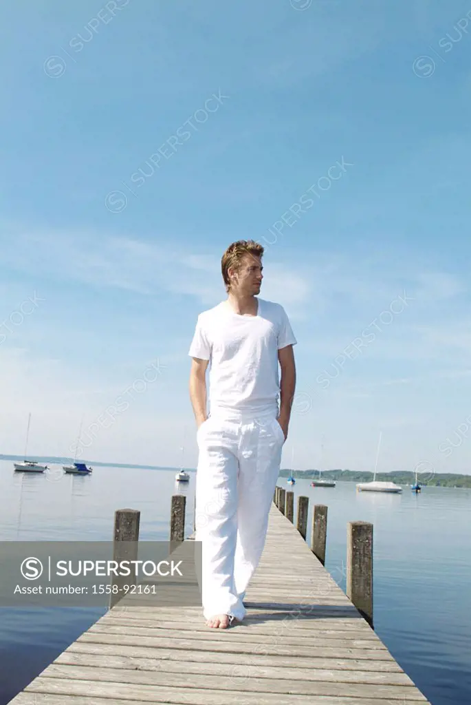Man, young, nakedfoot, sea, Bootssteg,  going,   Series, 20-30 years, clothing, white, leisurewear, summer, outside, leisure time, recuperation, relax...