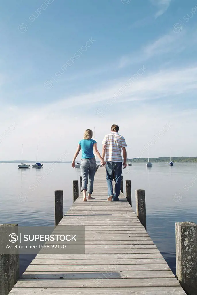 Bootssteg falls in love couple, young, sea,  Walk, hand in hand,  view from behind,  Series, 20-30 years, love, partnership, relationship, happily, na...