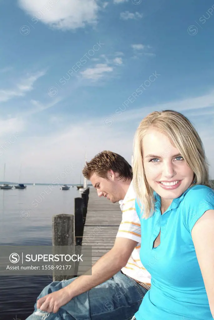 couple, young, happily, sea, Bootssteg,  sitting, on the side,   Series, 20-30 years, partnership, falls in love relationship, cheerfully, smiling, le...