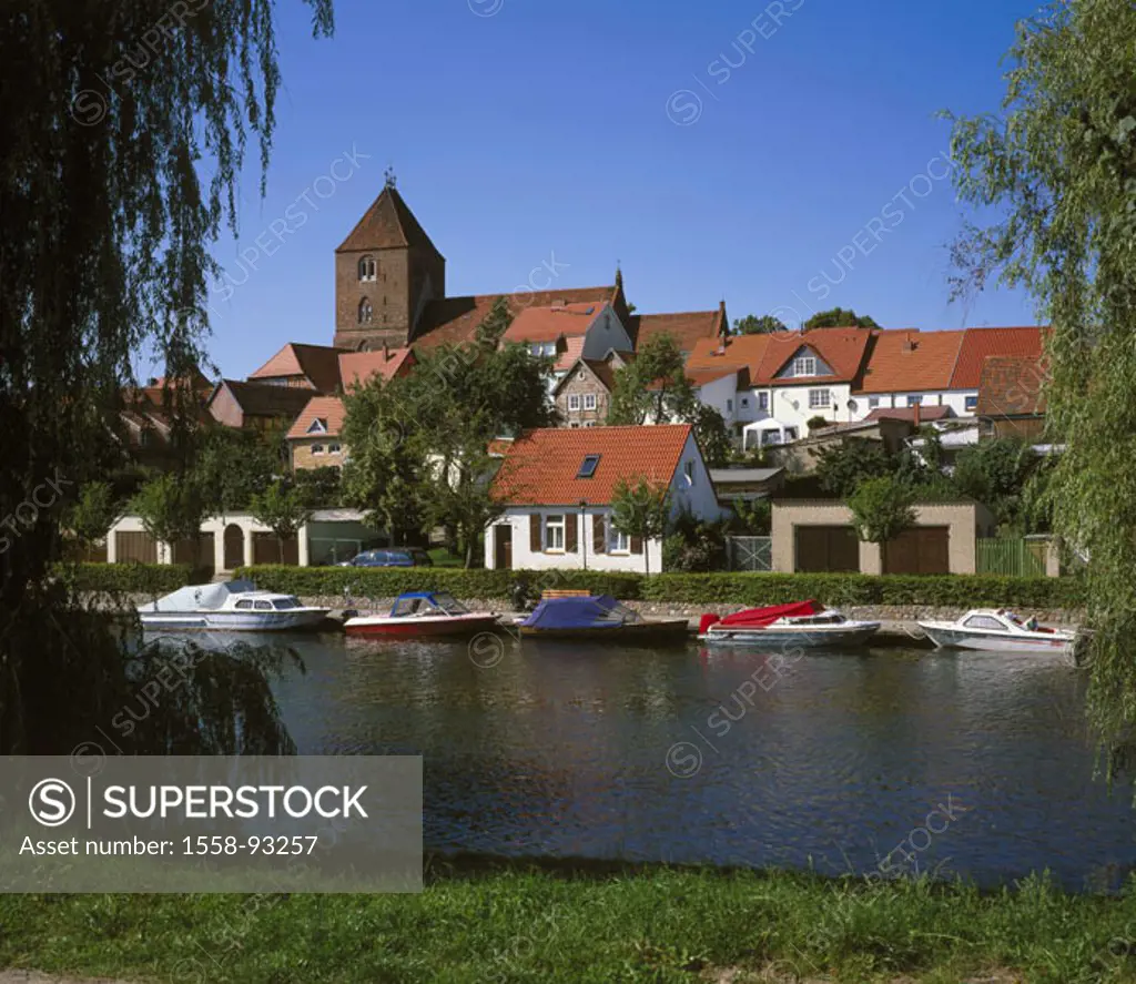 Germany, Mecklenburg-Western Pomerania, Plau at the lake, skyline,   Europe, Northern Germany, Mecklenburgische Seenplatte, place, church, river, Elbe...