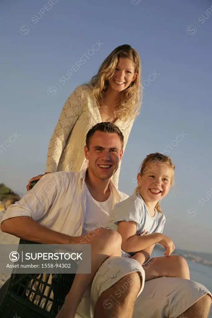 Parents, daughter, beach, vacation, summer,