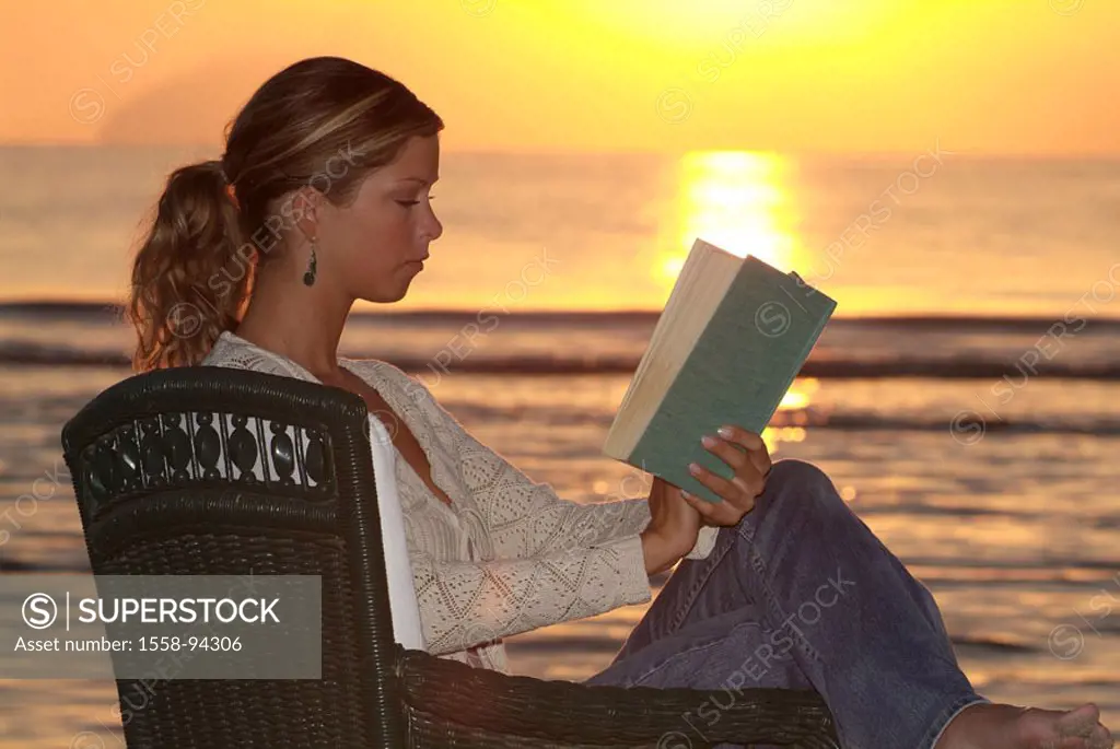Sea, beach, vacation, summer, woman, morning mood, book, reading,