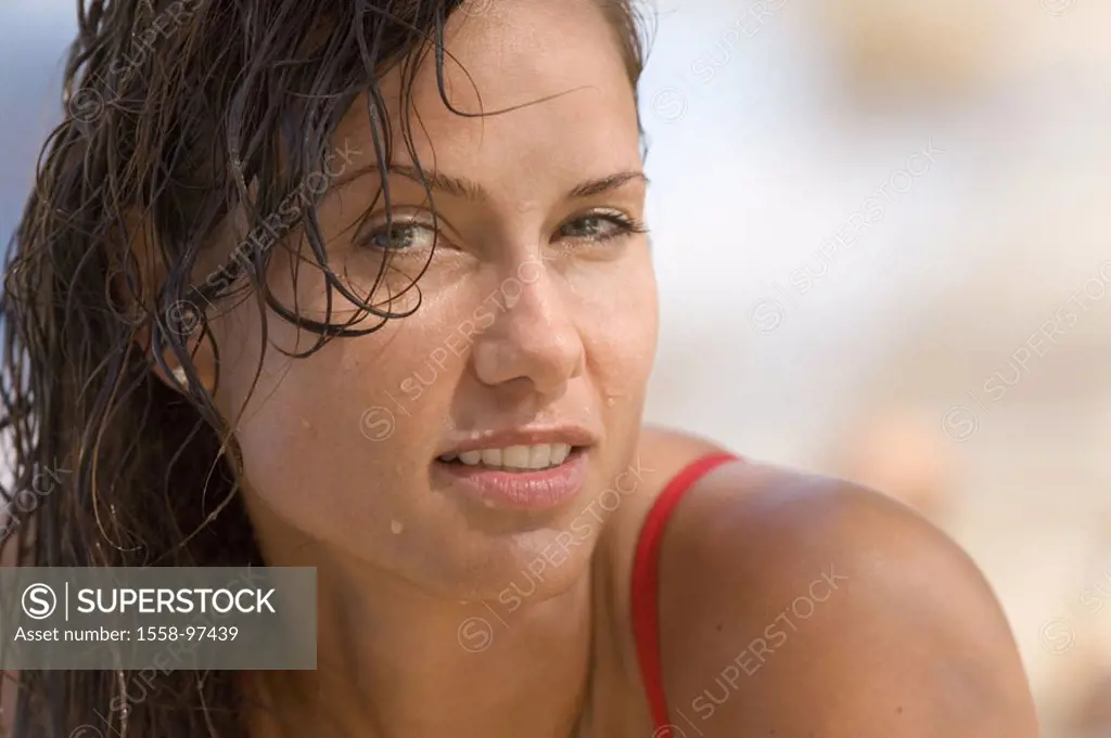 Beach, woman, young, face, wet,  Sunbath, portrait, truncated,   Series, 30-40 years, dark-haired, long-haired, gaze camera, self-confidence, naturaln...