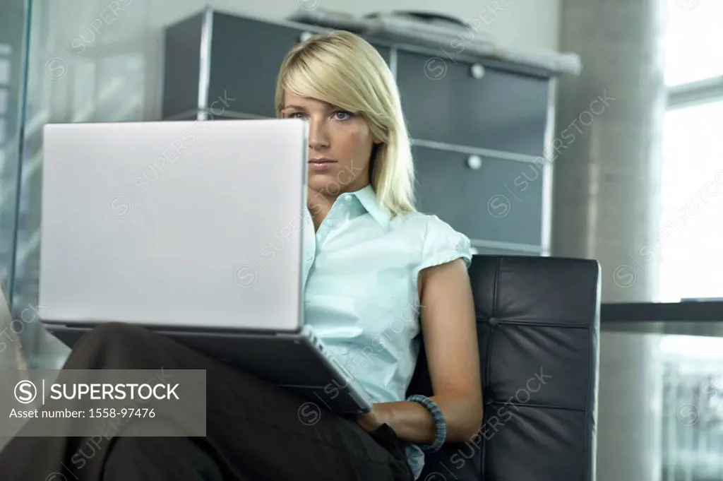 Woman, young, laptop, concentration, detail,    Series, 20-30 years, blond, sitting, comfortable, casual, computers wearable, data input, internet, In...