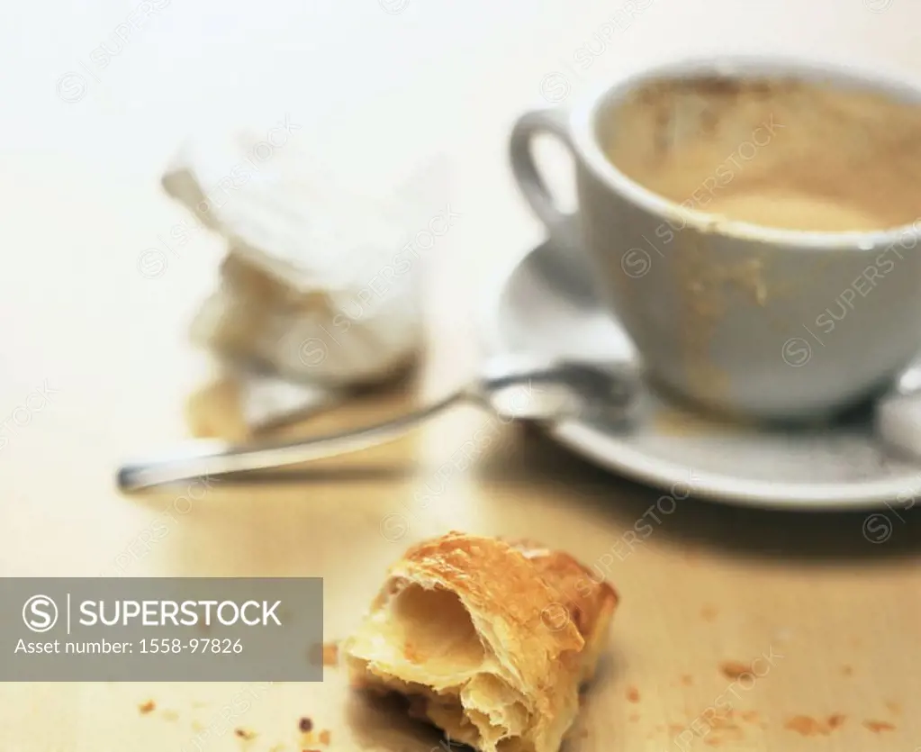 Coffee cup, empty, napkin, rumples,  Croissant, being hooked,   Breakfast, breakfast table, coffee, cappuccino, cup, uses, puff pastry croissants, res...