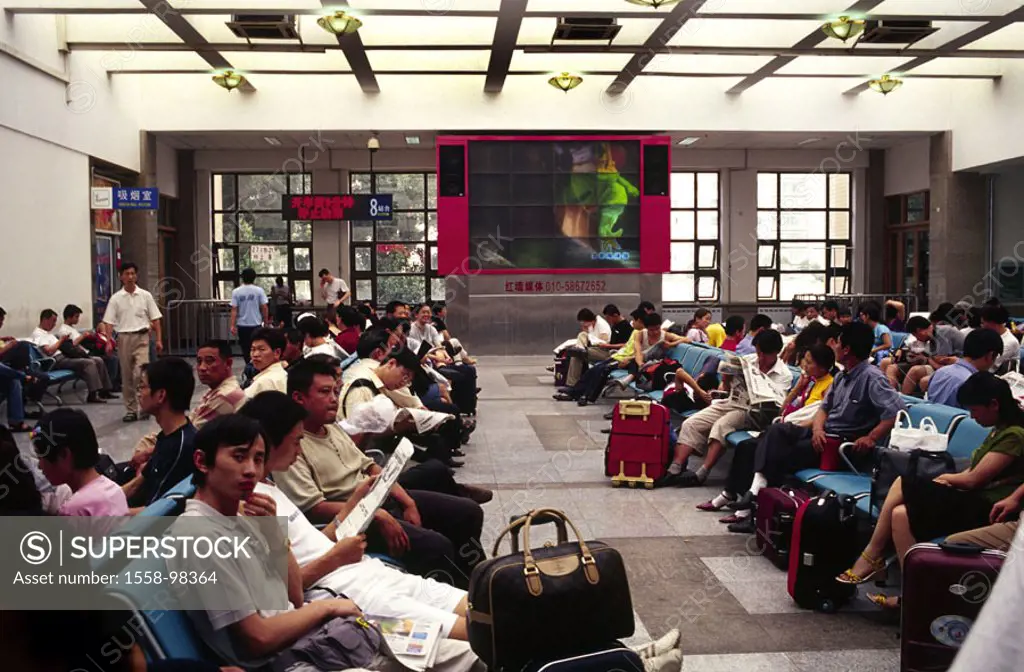 China, Shanghai, waiting room, travelers, sitting, waiting, , Asia, Eastern Asia, railway station, airport, attendant zone, ´first class´, ´Soft Seat´...