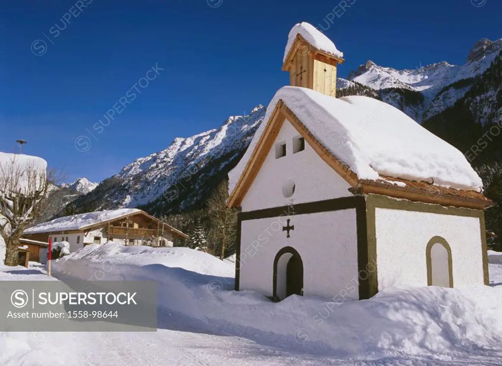 Austria, Tyrol, Leutasch,  Chapel, street, winters,   North Tyrol, mountain region, alpine region, tourist center, house, buildings, church, small, se...