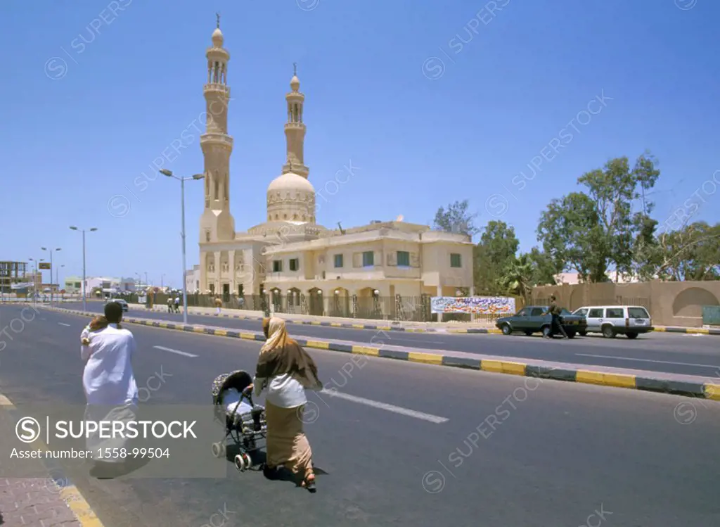 Egypt, Hurghada, Abd-el-Menaim-Rhiad Mosque, street scene, pedestrians,   Abd-el Moniem Reyad mosque, buildings, construction, towers, minarets, archi...