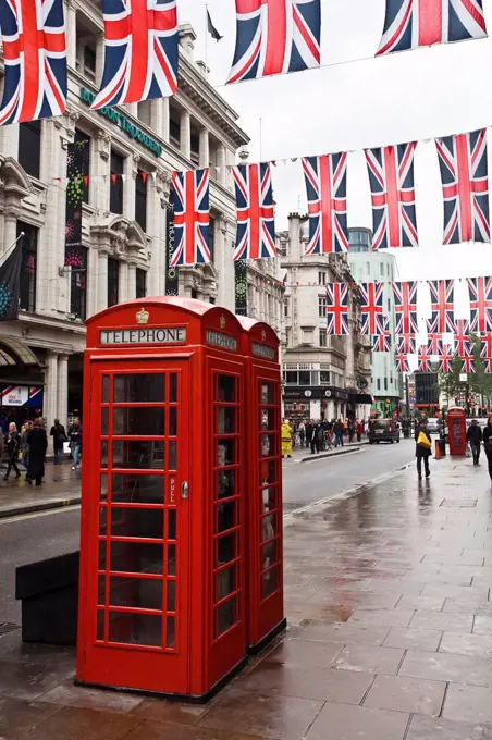 Great Britain, London, telephone boxes, British flags,