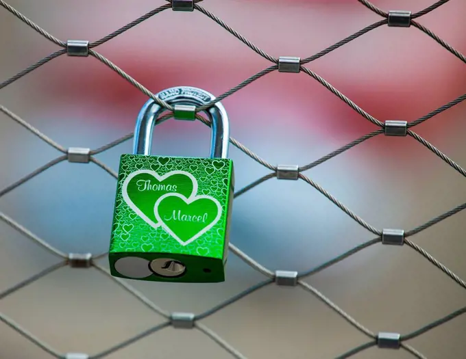 love lock on the grid