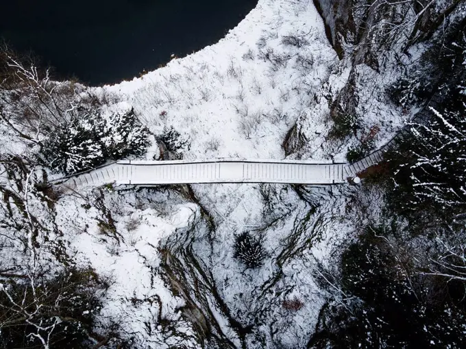 Devil's Bridge, winter, Upper Danube Valley, Princely Park, Swabian Alb, Baden-Wuerttemberg, Germany, Europe
