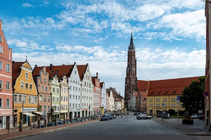 Old town with St. Martin, Landshut, Lower Bavaria, Bavaria, Germany