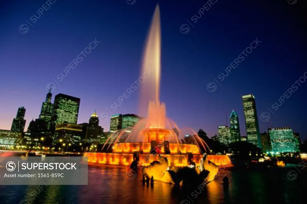 Buckingham Fountain Grant Park Chicago, Illinois, USA