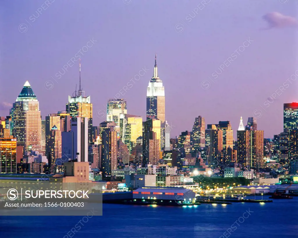 Mid-town Manhattan skyline. New York City, USA