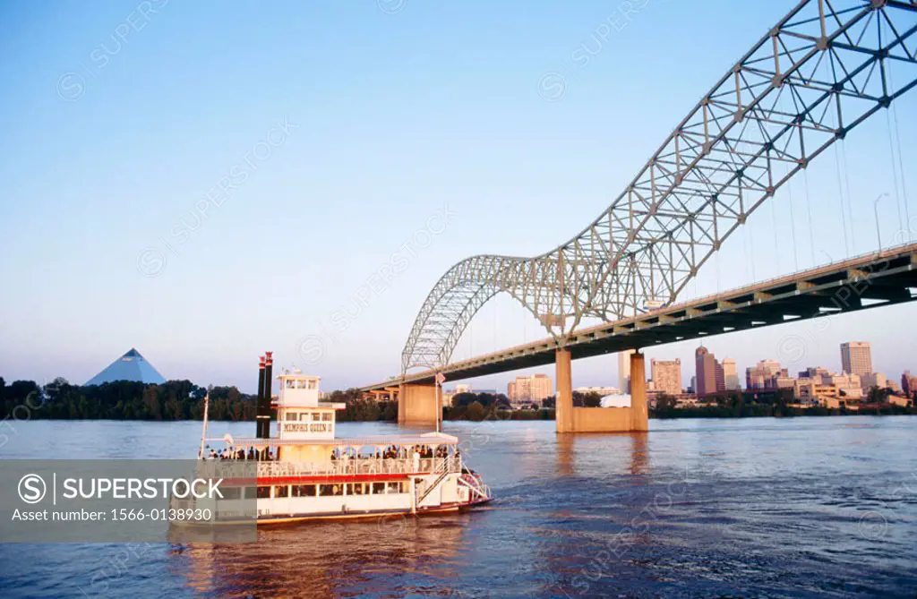 ´Memphis Queen´ riverboat. Memphis. Tennessee. USA