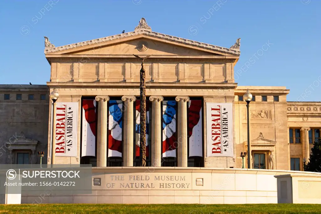 Field Museum of Natural History, exterior and North entrance, columns and banners. Chicago. Illinois, USA
