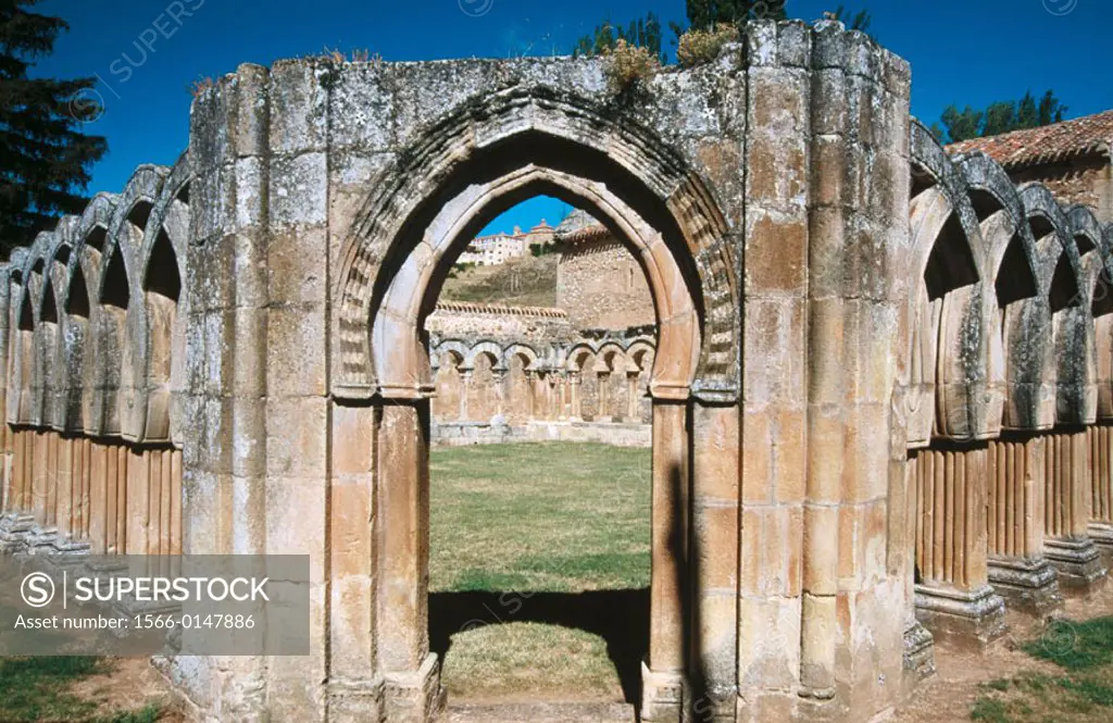 Arches in the cloister of San Juan de Duero (13th century), near Soria. Castilla-Leon. Spain