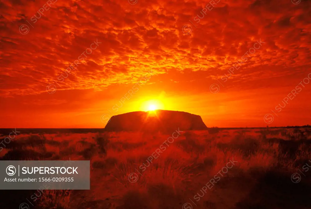 Ayers Rock, Uluru-Kata Tjuta National Park. Northern Territory, Australia