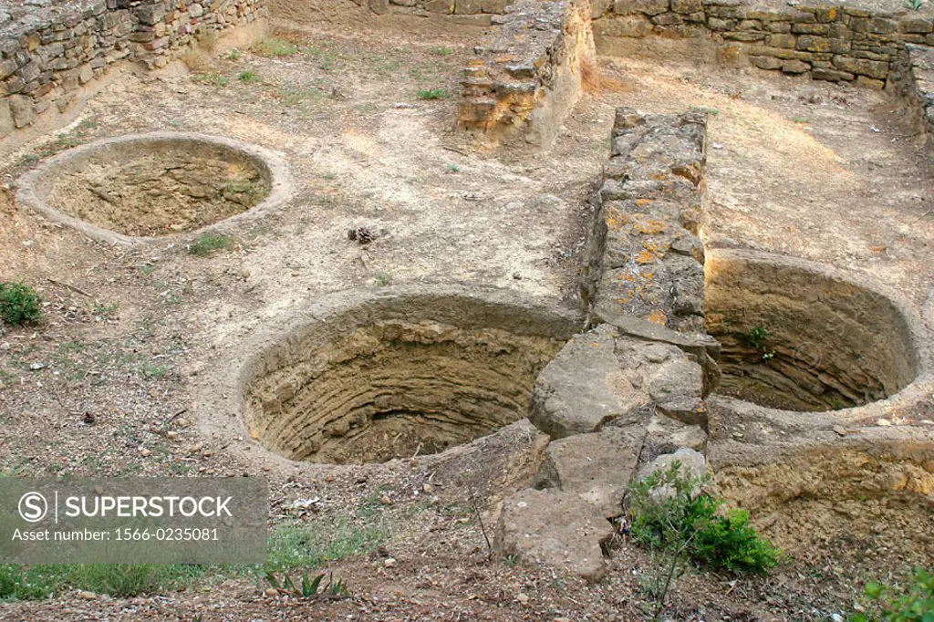 Cisterns, Puig de Sant Andreu Iberian settlement, Ullastret. Baix Empordà, Girona province. Catalonia, Spain