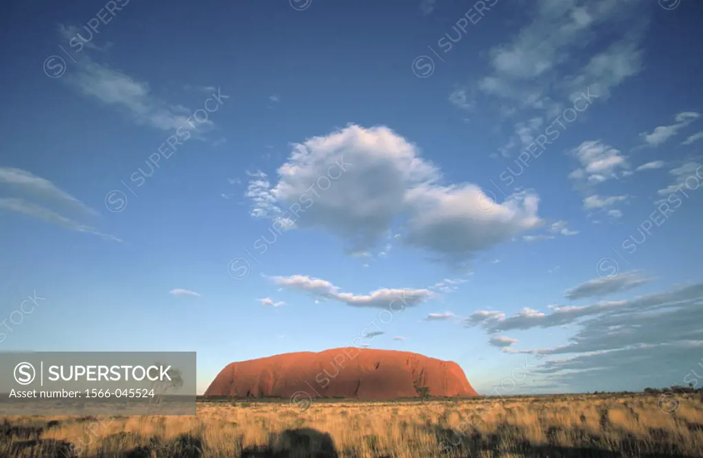 Ayers Rock at sunset. Uluru-Kata Tjuta NP. Northern Territory. Australia