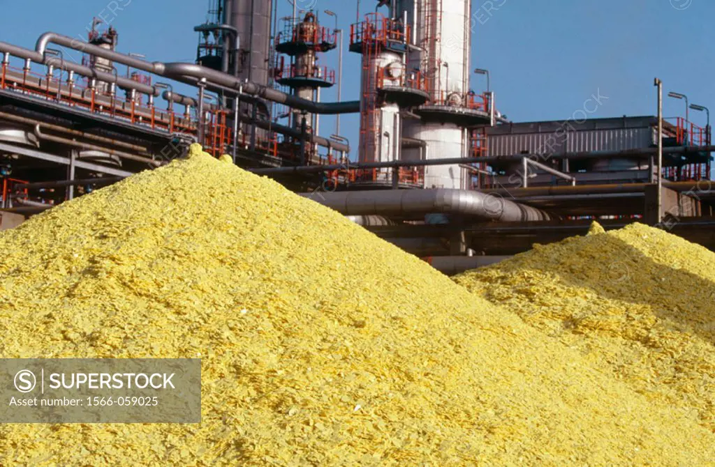 Sulphur at oil refinery. Biscay. Spain