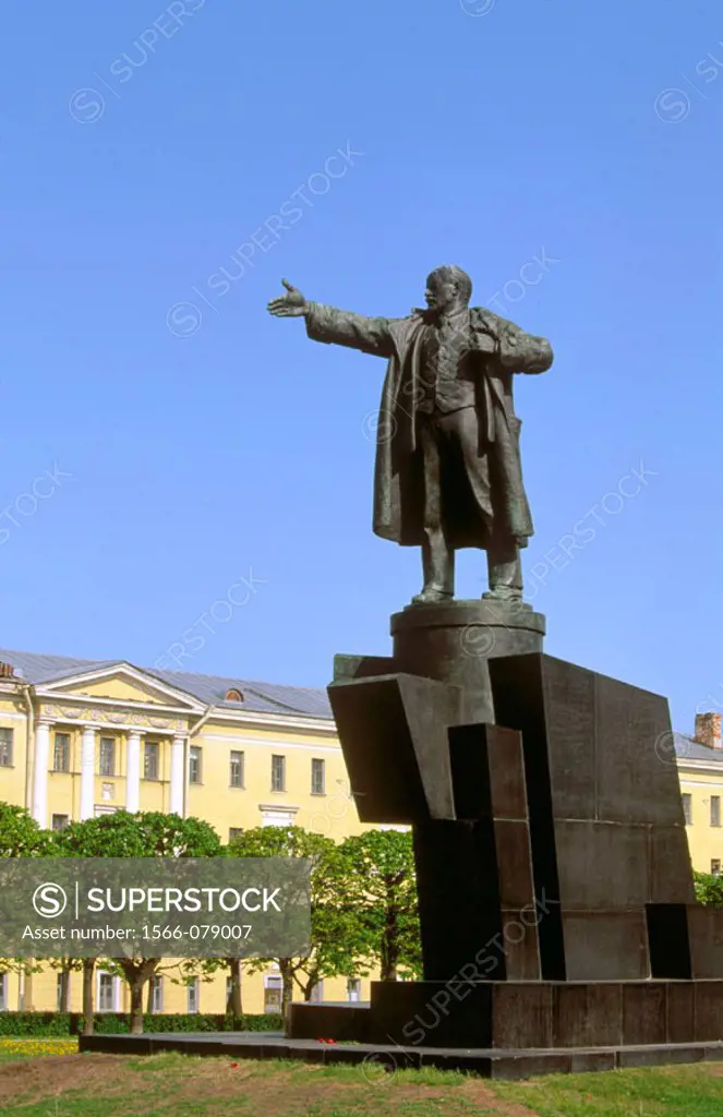 Statue of Lenin across from Finland Station. St Petersburg, Russia