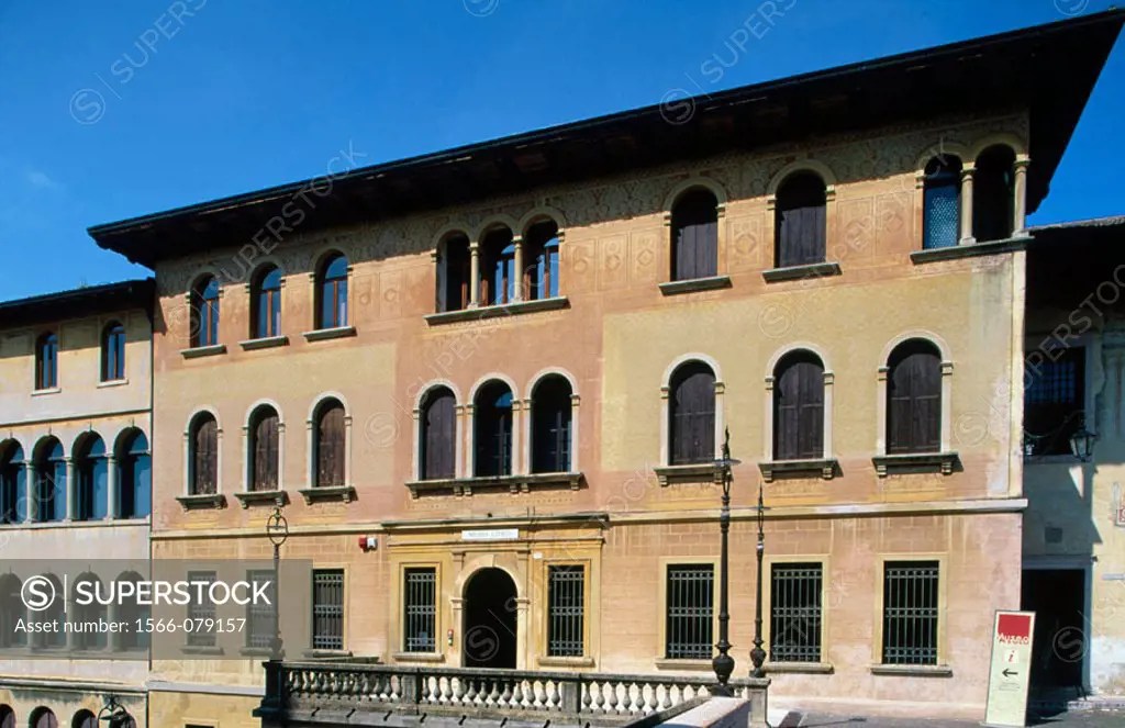 Building in Asolo´s old town. Veneto, Italy
