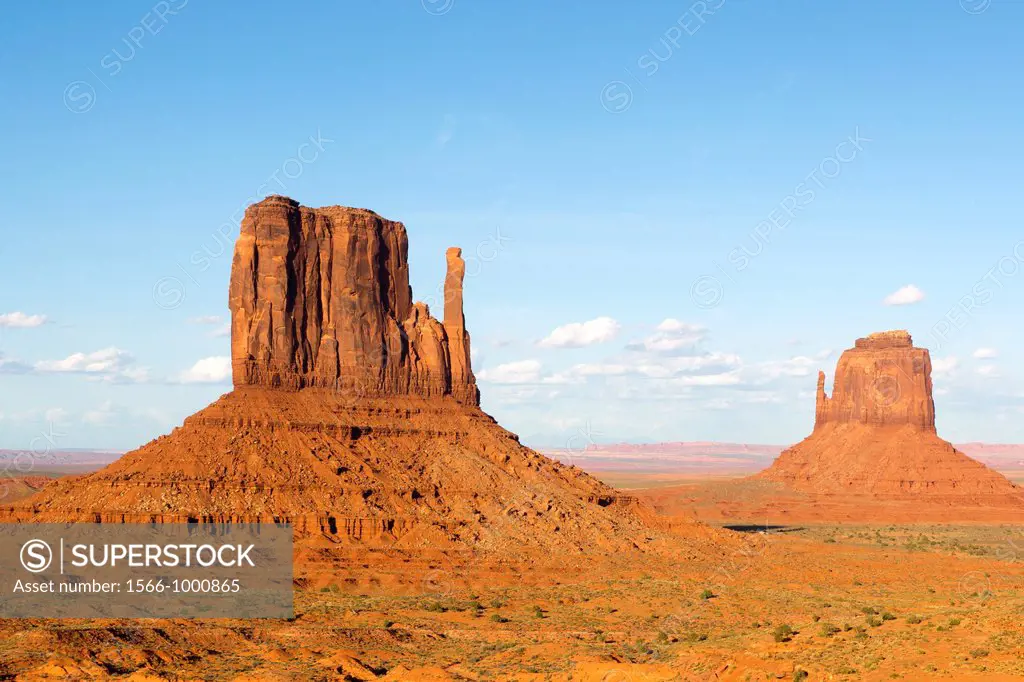 USA, Arizona, Monument Valley Tribal Park, Navajo Indian reservation, desert scenery , West Mitten Butte, East Mitten Butte and Merrick Butte.