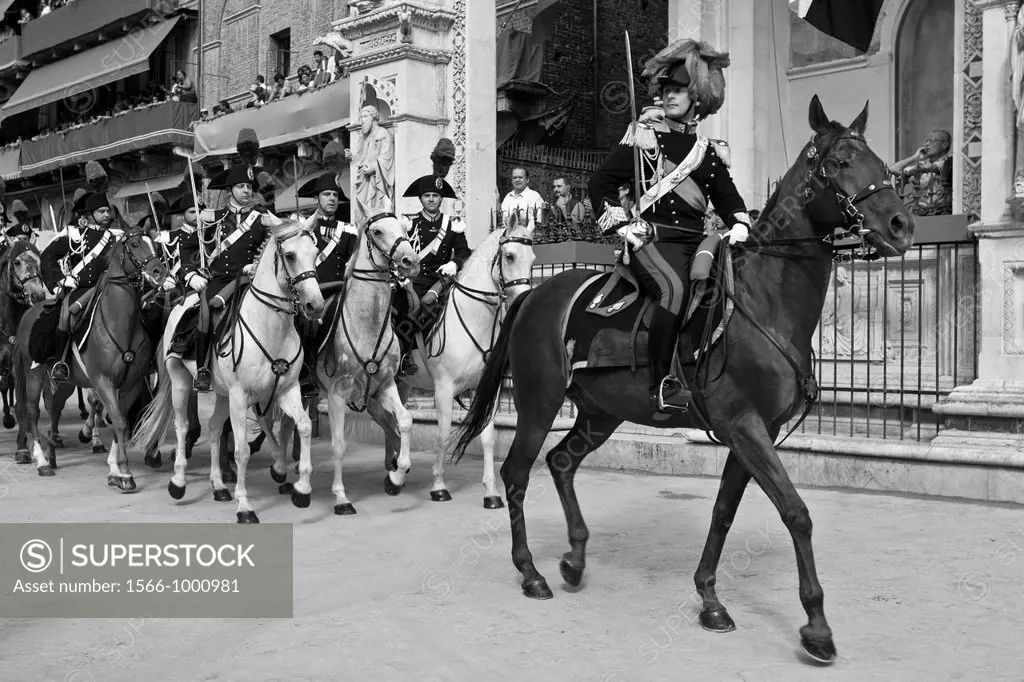 The traditional Mounted Carabinieri display, the Piazza del Campo, The Palio, Siena, Italy