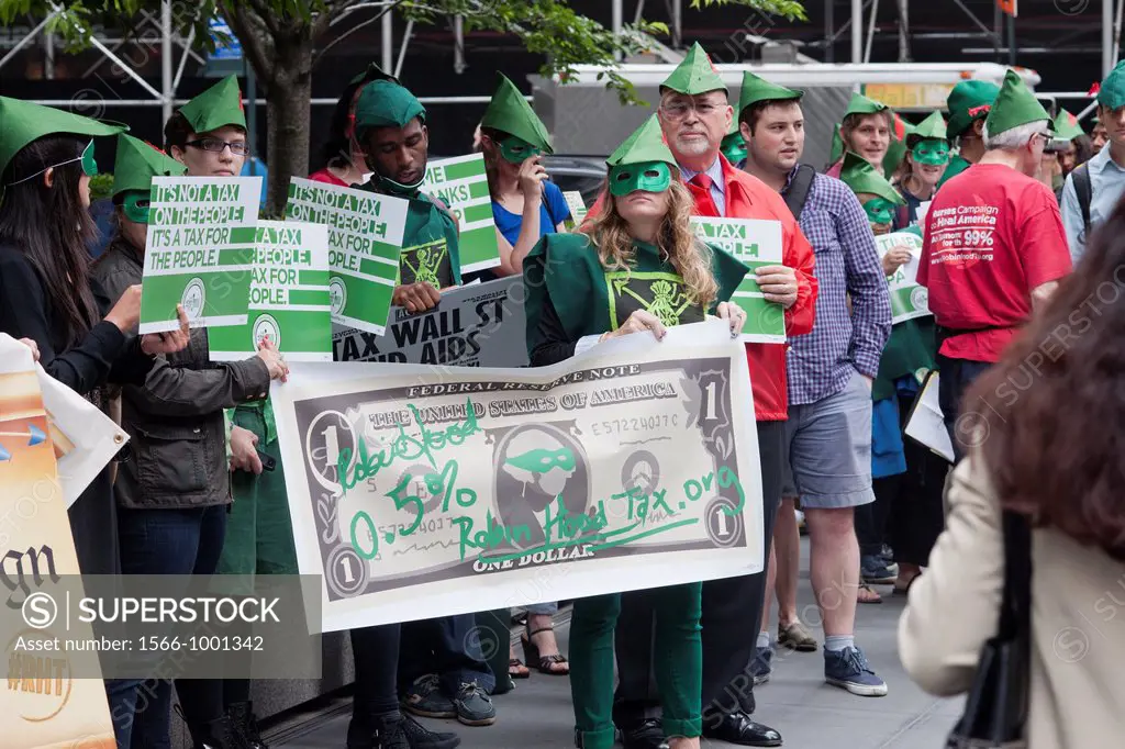 Members of multiple organizations rally in front of JPMorgan Chase headquarters on Park Avenue in New York to call for the reinstitution of a global ´...
