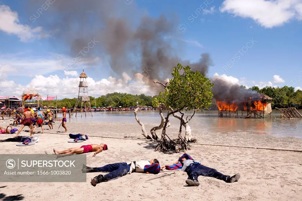 Spaniards being defeated at the Battle of Mactan reenactment or Kadaugan Festival  The Battle of Mactan was fought in the Philippines on April 27, 152...