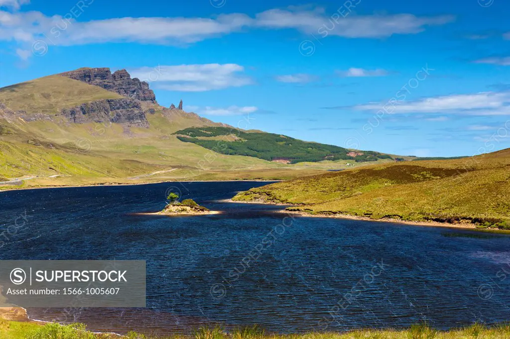 Loch Fada and the Storr and Old Man rock, Isle of Skye, Inner Hebrides, Scotland, United Kingdom, Europe