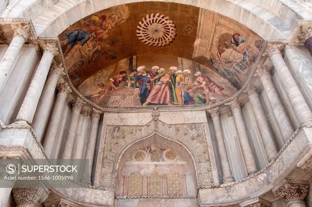 Transportation of St  Mark´s body from Alexandria, Facade Mosaic Detail, St  Mark´s Basilica, Venice, Italy