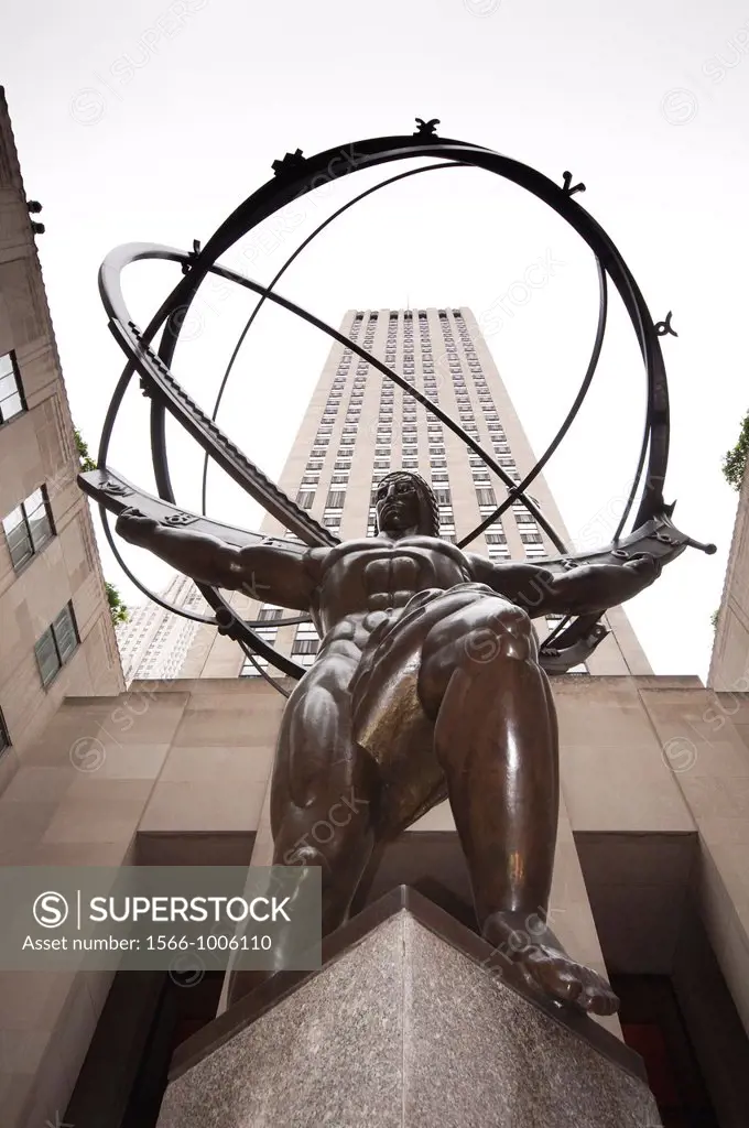 United States, New York City, Manhattan, Midtown, Rockefeller Center, Atlas Holding the World Sculpture
