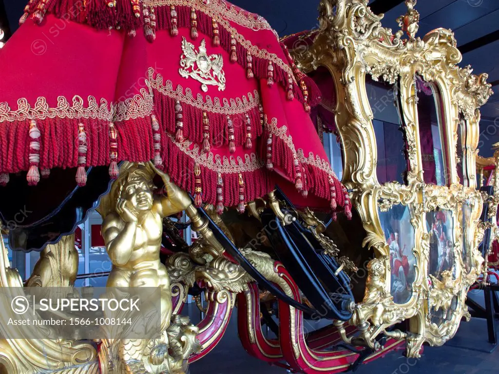 The Lord Mayor´s State Coach was designed by Asgill´s architect Sir Robert Taylor and was readdy in time for the Lord Mayor procession in november 175...
